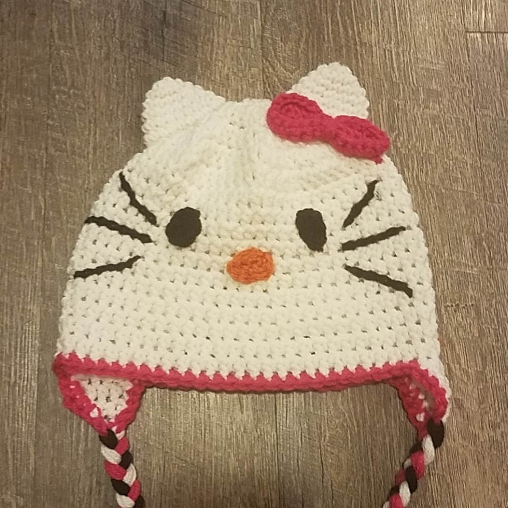 Hello Kitty Crochet Hat